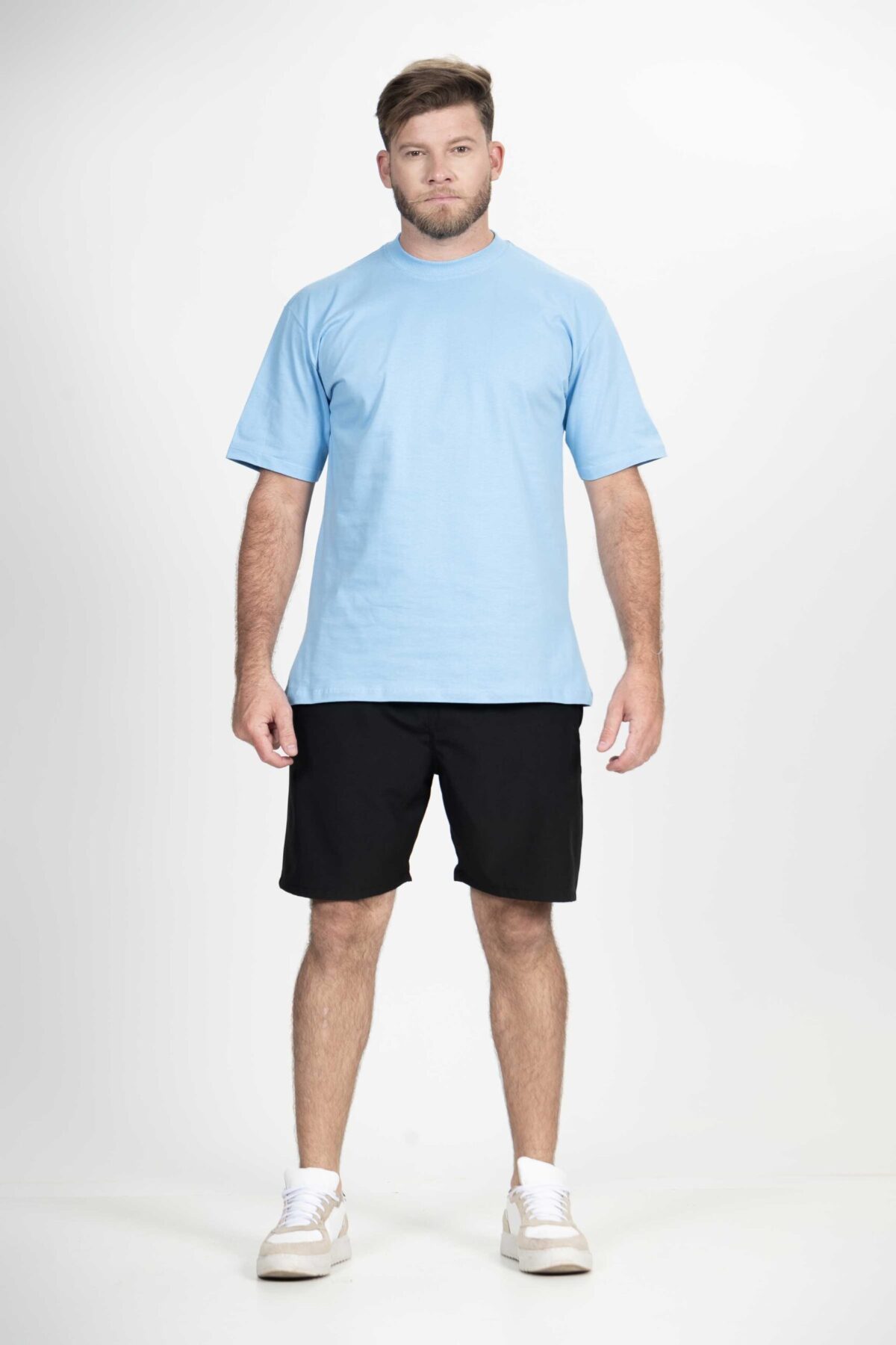 Bermuda shorts Dry-FIT Tech Comfort masculina preta, ideal para atividades esportivas e uso casual.