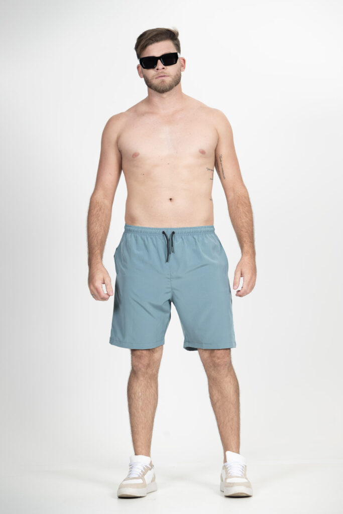 Bermuda shorts Dry-FIT Tech Comfort masculina petróleo, ideal para atividades esportivas e uso casual.