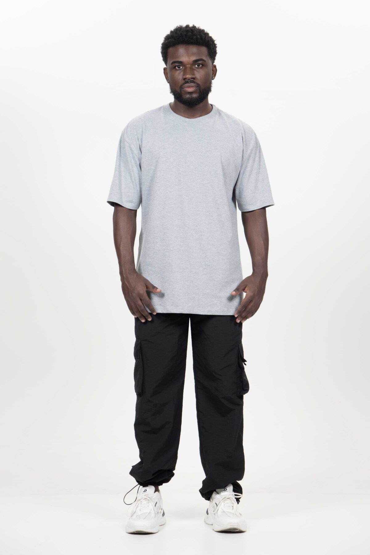 Camiseta streetwear fio 40.1 premium Mescla, modelagem ampla, 100% algodão penteado, gola canelada, conforto e estilo urbano.