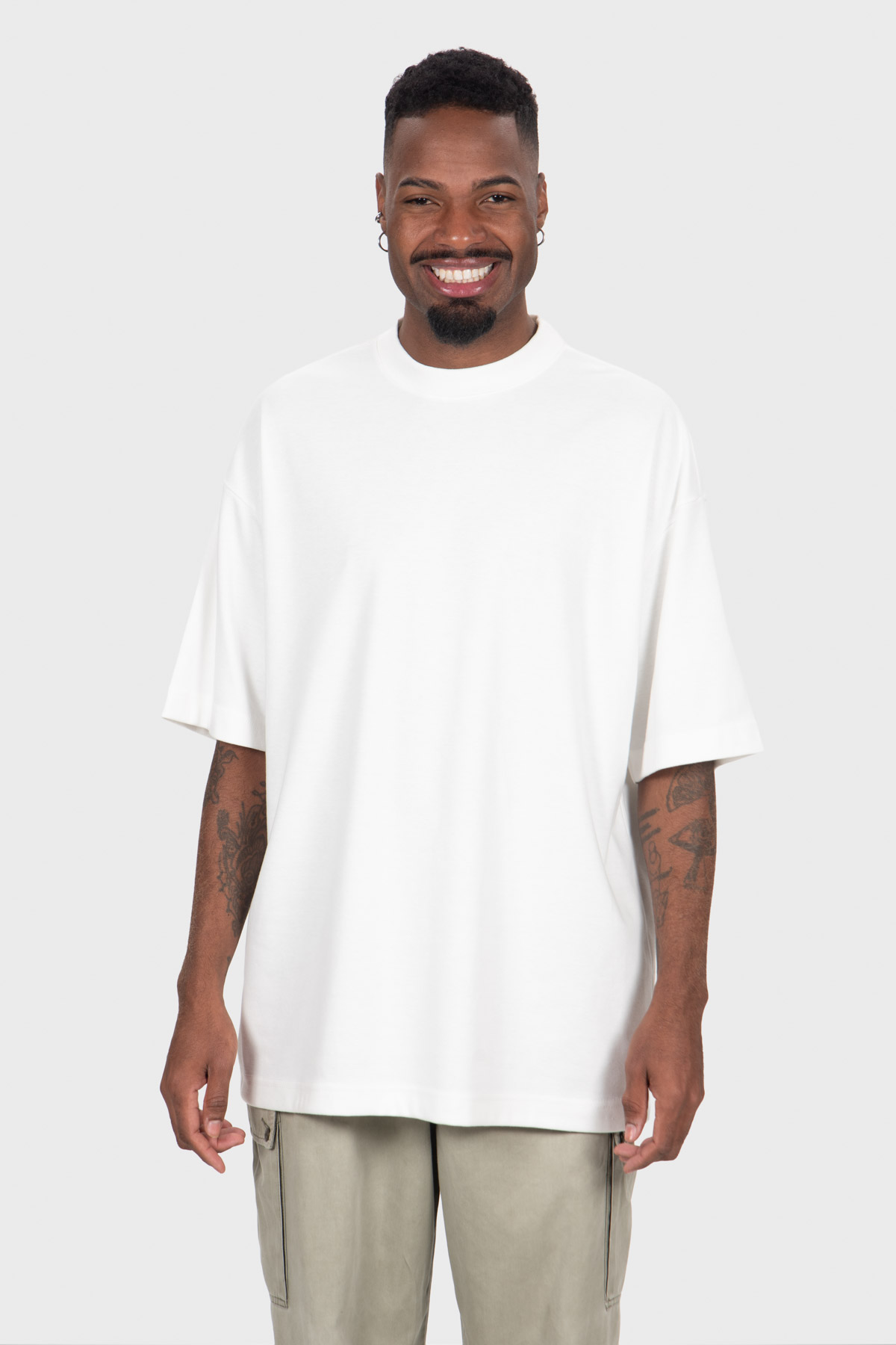 CAMISETA OVERSIZED COTTON LISA OFF WHITE - Imagem 2